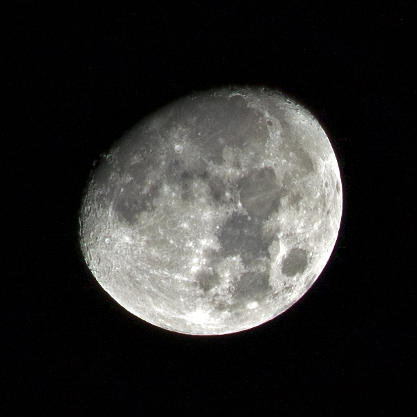 IMAGE: http://chuck-d.net/images/potn/Astronomy/Moon%20Shot%202016.02.19%20S&H.jpg