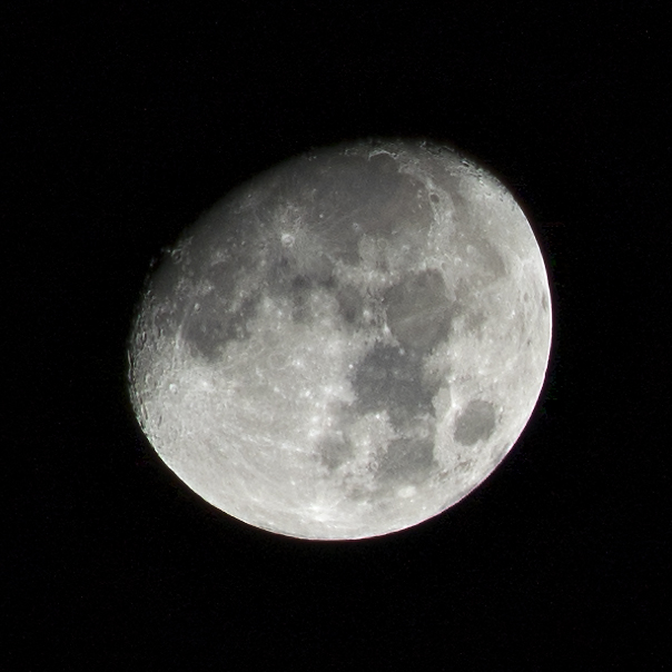 IMAGE: http://chuck-d.net/images/potn/Astronomy/Moon%20Shot%202016.02.19.jpg
