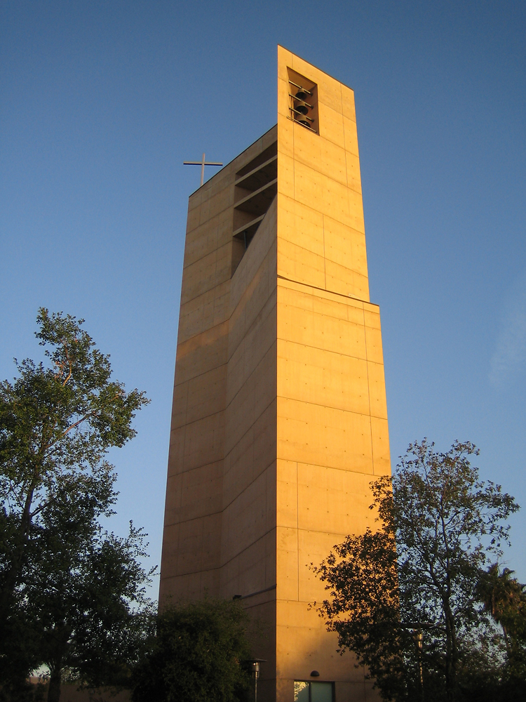 IMAGE: http://chuck-d.net/images/potn/Cathedral/LA.Cathedral.038.jpg