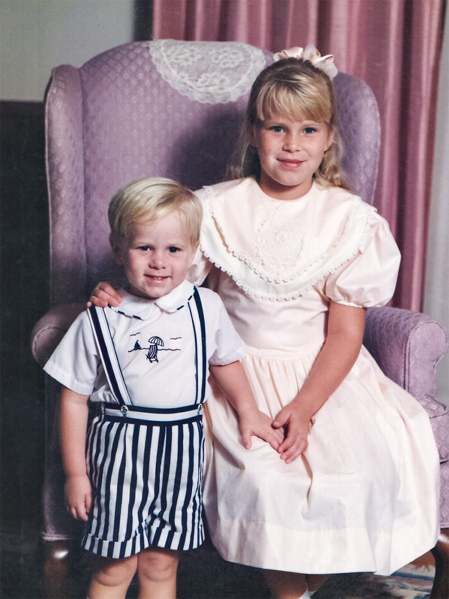 IMAGE: http://chuck-d.net/images/potn/Lori/Candice%20&%20John%20-%20cropped.jpg