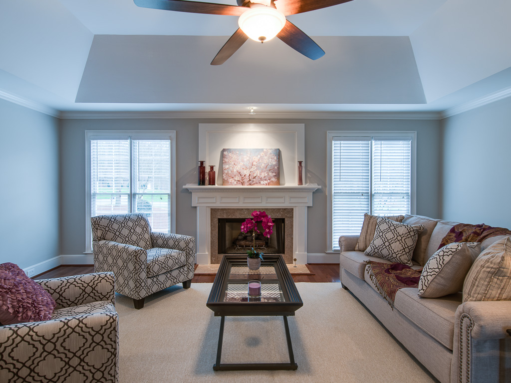 IMAGE: http://chuck-d.net/images/potn/RealEstate/5930%20Camp%20Chase/006-5930%20Camp%20Chase-Cumming-GA-30040-SMALL.jpg